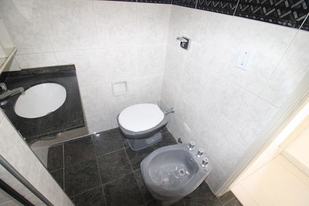 Apartamento à venda com 74m², 3 quartos e 1 vagaBanheiro
