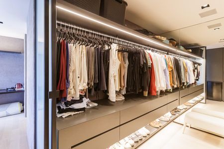 Apartamento à venda com 115m², 2 quartos e 2 vagasCloset da suíte 2