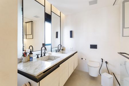 Apartamento à venda com 115m², 2 quartos e 2 vagasBanheiro da Suíte 2