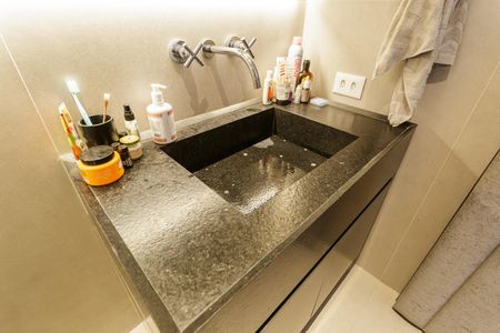 Apartamento à venda com 115m², 2 quartos e 2 vagasBanheiro da Suíte 1