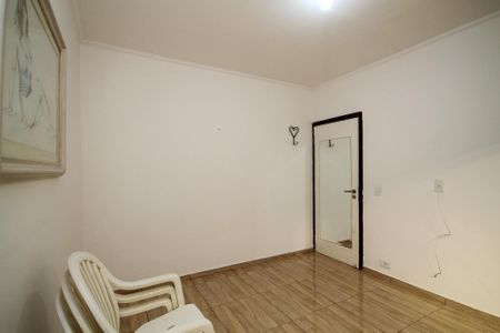 Casa de condomínio para alugar com 142m², 4 quartos e 2 vagas Casa de condomínio para alugar com 142m², 4 quartos e 2 vagasSuíte