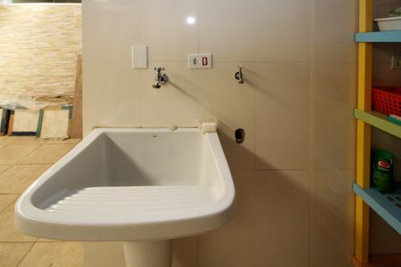 Casa de condomínio para alugar com 142m², 4 quartos e 2 vagas Casa de condomínio para alugar com 142m², 4 quartos e 2 vagasLavanderia