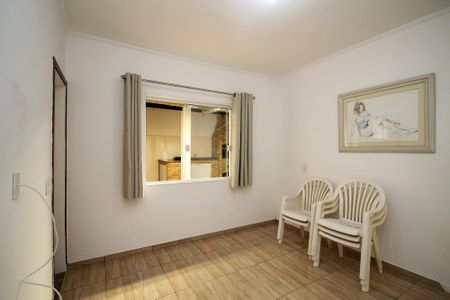 Casa de condomínio para alugar com 142m², 4 quartos e 2 vagas Casa de condomínio para alugar com 142m², 4 quartos e 2 vagasSuíte