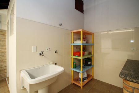 Casa de condomínio para alugar com 142m², 4 quartos e 2 vagas Casa de condomínio para alugar com 142m², 4 quartos e 2 vagasLavanderia