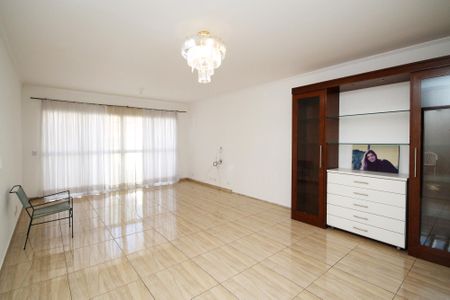 Casa de condomínio para alugar com 142m², 4 quartos e 2 vagas Casa de condomínio para alugar com 142m², 4 quartos e 2 vagasSala