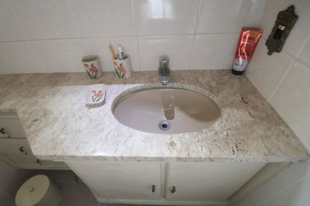 Apartamento para alugar com 310m², 3 quartos e 2 vagas Apartamento para alugar com 310m², 3 quartos e 2 vagasBanheiro Social