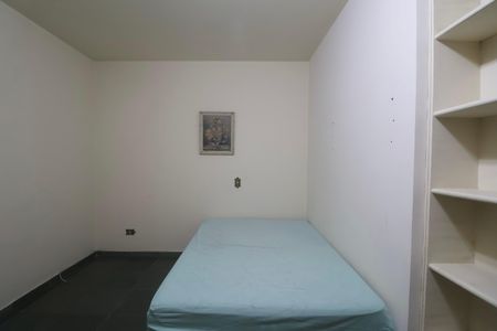 Apartamento para alugar com 310m², 3 quartos e 2 vagas Apartamento para alugar com 310m², 3 quartos e 2 vagasQuarto