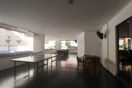 Apartamento para alugar com 310m², 3 quartos e 2 vagas Apartamento para alugar com 310m², 3 quartos e 2 vagasÁrea comum