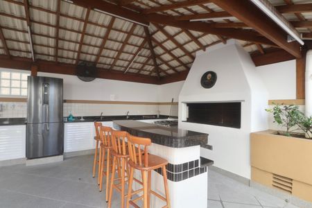 Apartamento para alugar com 310m², 3 quartos e 2 vagas Apartamento para alugar com 310m², 3 quartos e 2 vagasÁrea comum - Churrasqueira