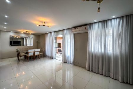 Apartamento à venda com 126m², 3 quartos e 2 vagasSala