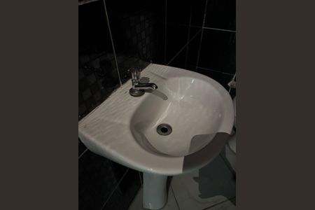 Casa para alugar com 62m², 2 quartos e 1 vagaBanheiro