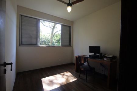 Apartamento à venda com 240m², 4 quartos e 2 vagasQuarto 1