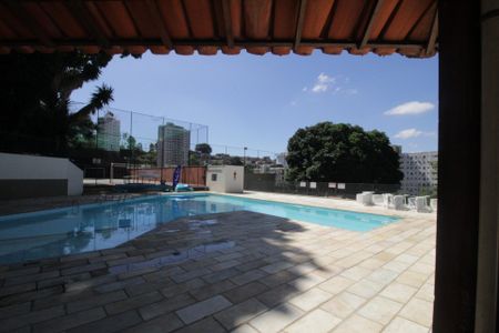 Apartamento à venda com 240m², 4 quartos e 2 vagasÁrea Comum - Piscina