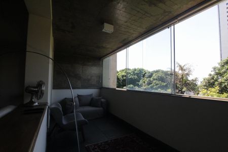 Apartamento à venda com 240m², 4 quartos e 2 vagasVaranda da Sala