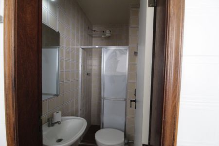 Apartamento à venda com 240m², 4 quartos e 2 vagasBanheiro de Serviço