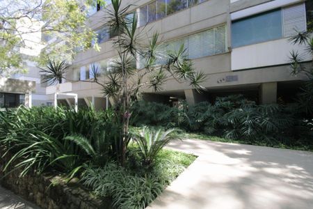 Apartamento à venda com 240m², 4 quartos e 2 vagasFachada do Prédio