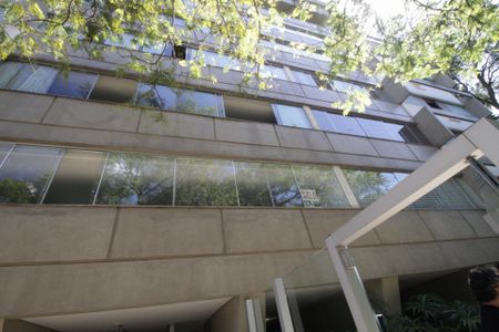 Apartamento à venda com 240m², 4 quartos e 2 vagasFachada do Prédio