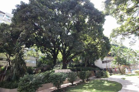 Apartamento à venda com 240m², 4 quartos e 2 vagasÁrea Comum