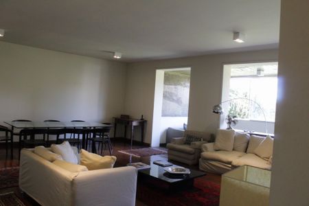 Apartamento à venda com 240m², 4 quartos e 2 vagasSala 
