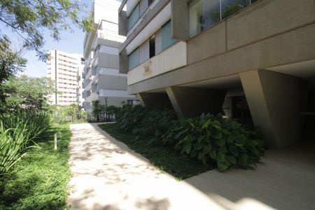Apartamento à venda com 240m², 4 quartos e 2 vagasFachada do Prédio