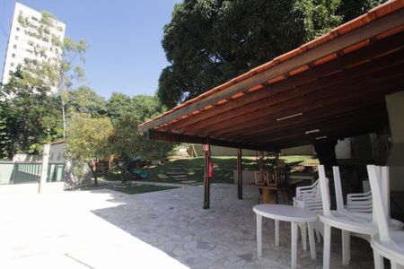 Apartamento à venda com 240m², 4 quartos e 2 vagasÁrea Comum - Churrasqueira