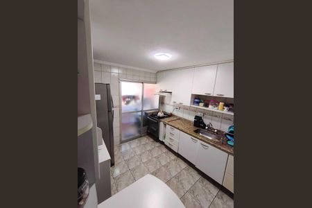 Apartamento para alugar com 72m², 2 quartos e 1 vaga Apartamento para alugar com 72m², 2 quartos e 1 vagaCozinha