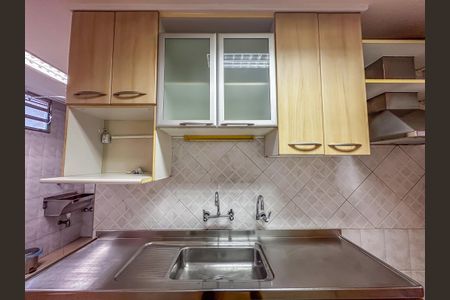Casa de condomínio à venda com 112m², 3 quartos e 1 vaga