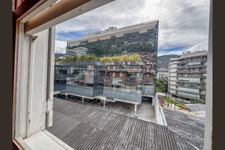 Casa de condomínio à venda com 112m², 3 quartos e 1 vaga