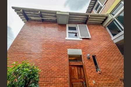 Casa de condomínio à venda com 112m², 3 quartos e 1 vaga