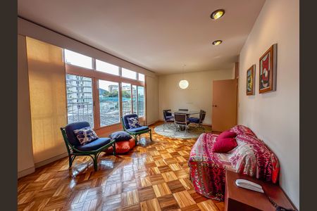 Casa de condomínio à venda com 112m², 3 quartos e 1 vaga