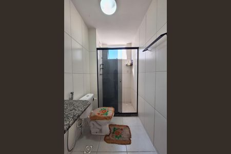 Banheiro de apartamento para alugar com 2 quartos, 75m² em Chácaras Rio-petrópolis, Duque de Caxias