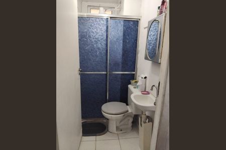 Banheiro de apartamento para alugar com 2 quartos, 38m² em Jardim Bartira, São Paulo