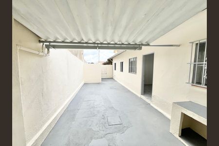 Casa para alugar com 95m², 2 quartos e sem vagaQuintal/Àrea de Serviço
