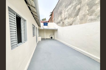 Casa para alugar com 95m², 2 quartos e sem vagaQuintal/Àrea de Serviço