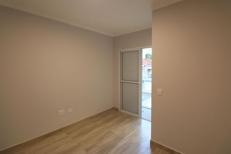 Casa à venda com 95m², 3 quartos e 2 vagas Casa à venda com 95m², 3 quartos e 2 vagasSuíte