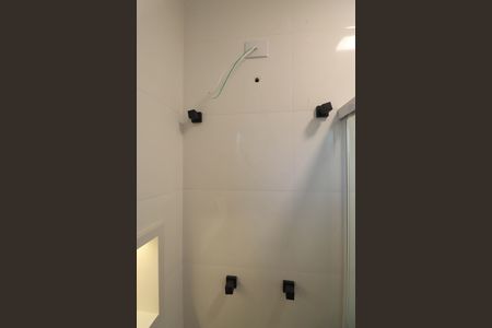 Casa à venda com 95m², 3 quartos e 2 vagas Casa à venda com 95m², 3 quartos e 2 vagasBanheiro da Suíte