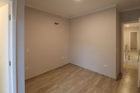 Casa à venda com 95m², 3 quartos e 2 vagas Casa à venda com 95m², 3 quartos e 2 vagasSuíte