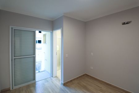 Casa à venda com 95m², 3 quartos e 2 vagas Casa à venda com 95m², 3 quartos e 2 vagasSuíte