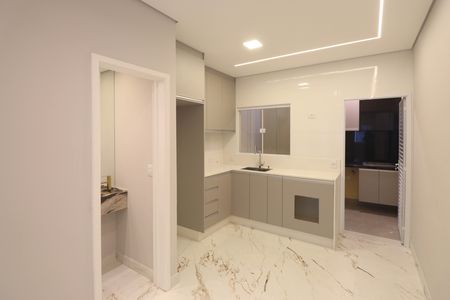 Casa à venda com 95m², 3 quartos e 2 vagasCozinha - Armários