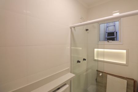Casa à venda com 95m², 3 quartos e 2 vagasBanheiro 1