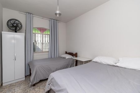 Quarto 1 de casa para alugar com 3 quartos, 280m² em Santa Terezinha, Belo Horizonte