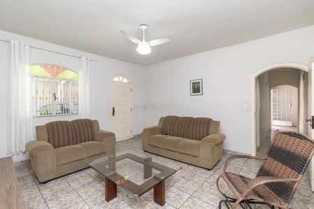 Sala de casa para alugar com 3 quartos, 280m² em Santa Terezinha, Belo Horizonte