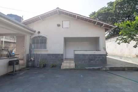 Casa para alugar com 280m², 3 quartos e 3 vagas Casa para alugar com 280m², 3 quartos e 3 vagasQuintal