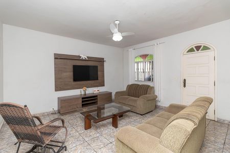 Sala de casa para alugar com 3 quartos, 280m² em Santa Terezinha, Belo Horizonte