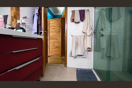 Casa à venda com 400m², 5 quartos e 4 vagas Casa à venda com 400m², 5 quartos e 4 vagasBanheiro 2 (Suíte)