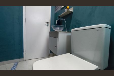Casa à venda com 400m², 5 quartos e 4 vagas Casa à venda com 400m², 5 quartos e 4 vagasBanheiro 5