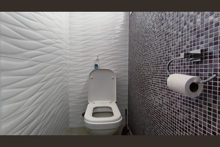 Casa à venda com 400m², 5 quartos e 4 vagas Casa à venda com 400m², 5 quartos e 4 vagasBanheiro 2 (Suíte)