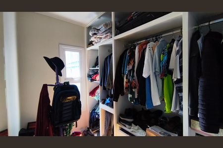 Casa à venda com 400m², 5 quartos e 4 vagas Casa à venda com 400m², 5 quartos e 4 vagasCloset do Quarto 4 (Suíte)