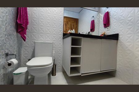 Casa à venda com 400m², 5 quartos e 4 vagas Casa à venda com 400m², 5 quartos e 4 vagasBanheiro 1