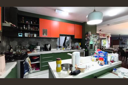 Casa à venda com 400m², 5 quartos e 4 vagas Casa à venda com 400m², 5 quartos e 4 vagasCozinha
